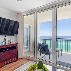  Holiday home Emerald Beach #1331 By Nautical Vacation United States